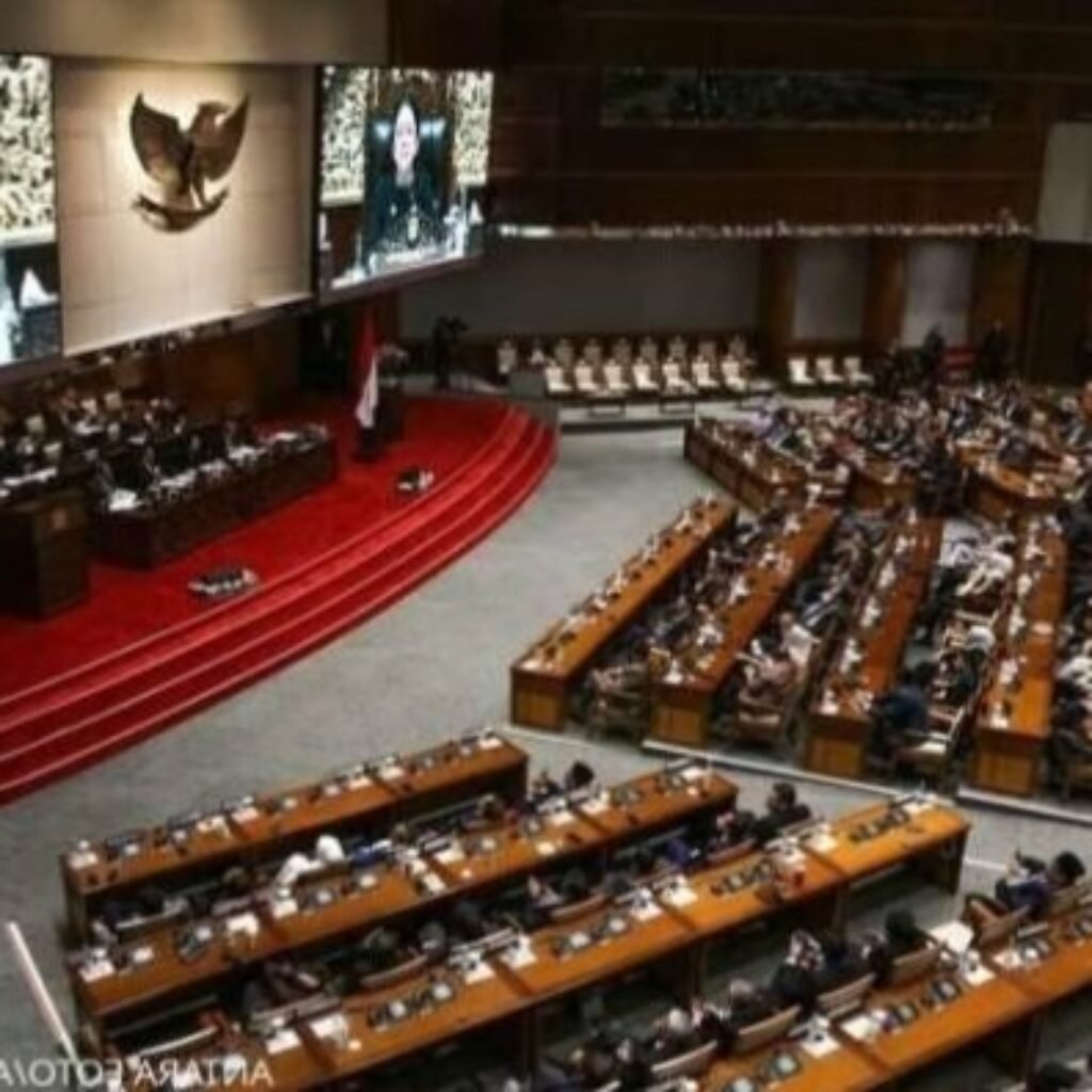 DPR Setujui 5 Calon Pimpinan KPK dan Dewas KPK