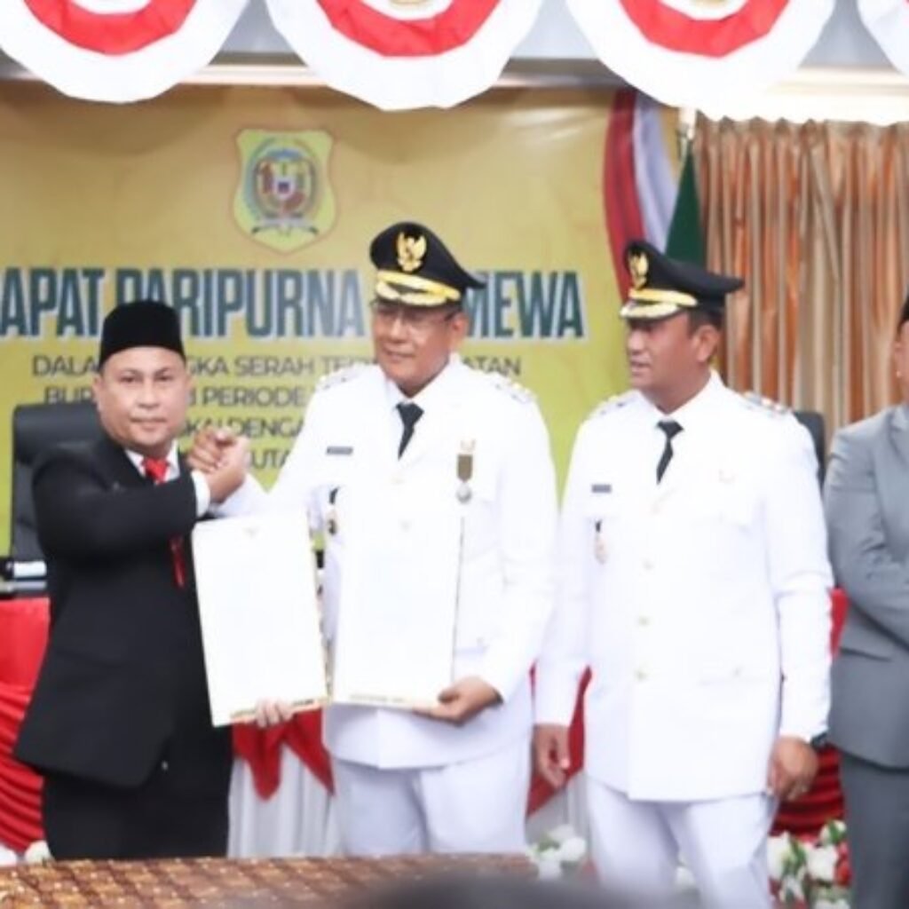 Bupati Dairi Sampaikan Pidato Perdana Pada Rapat Paripurna Istimewa DPRD