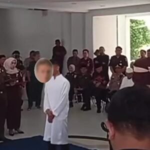 Kejari Eksekusi Pasangan Kekasih Sesama Jenis