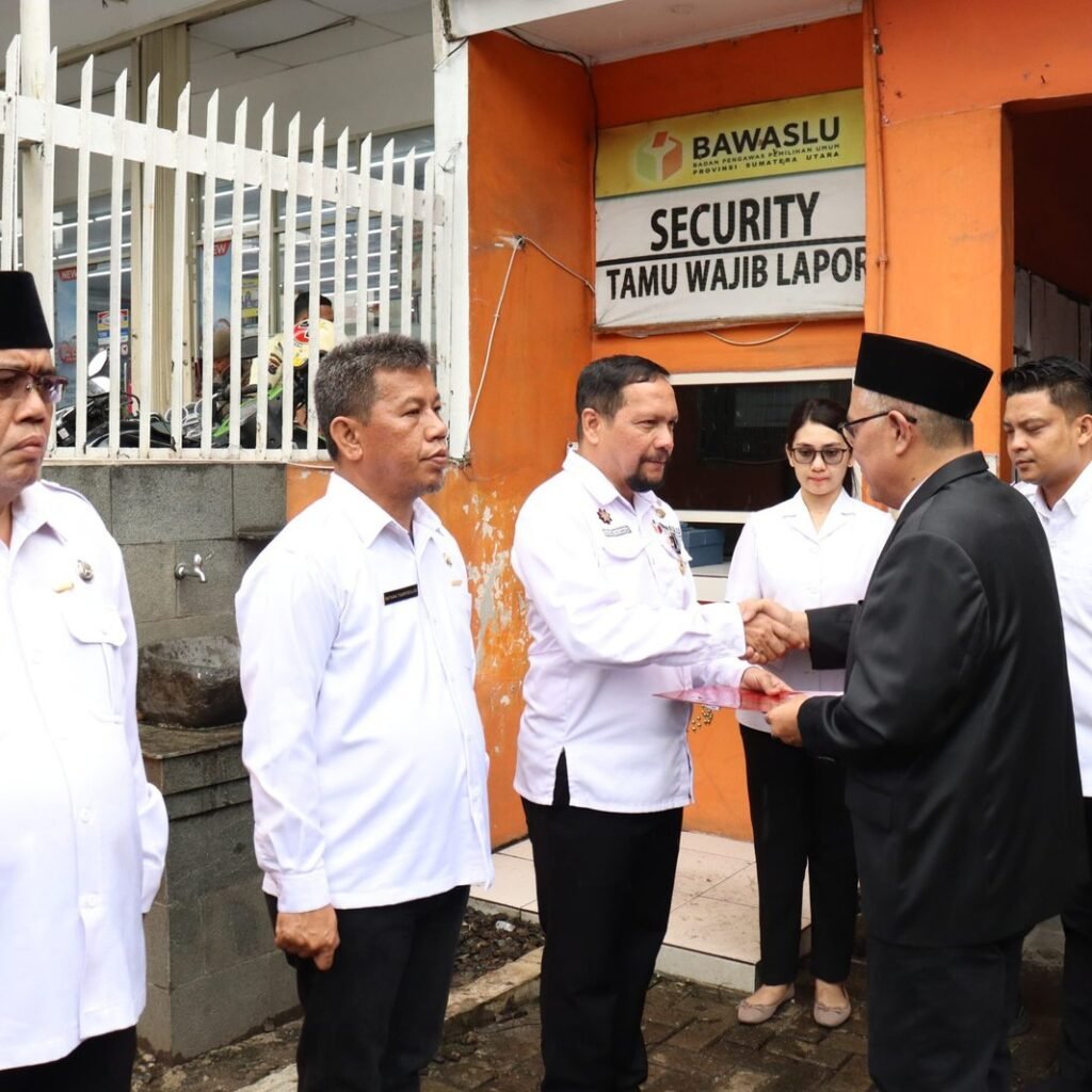 Hut Ke-7, Bawaslu Sumut Apel Pagi dan Syukuran Bersama Stakeholder Provsu