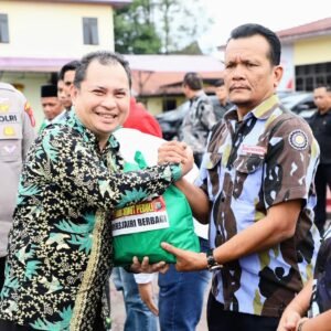 Sekda Dairi Ikuti Baksos Polri Presisi bersama Mahasiswa dan OKP