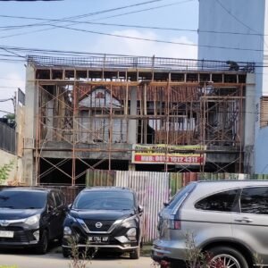Dua Unit Ruko  di Jalan Dr. Mansyur Diduga Tidak Miliki PBG