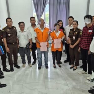 Polres Samosir Serahkan Dua Tersangka Korupsi Dana Desa Ke JPU
