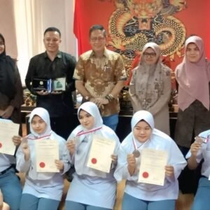 Ketua DPRD Medan Apresiasi Prestasi Pelajar SMA Al Ulum di Ajang Internasional