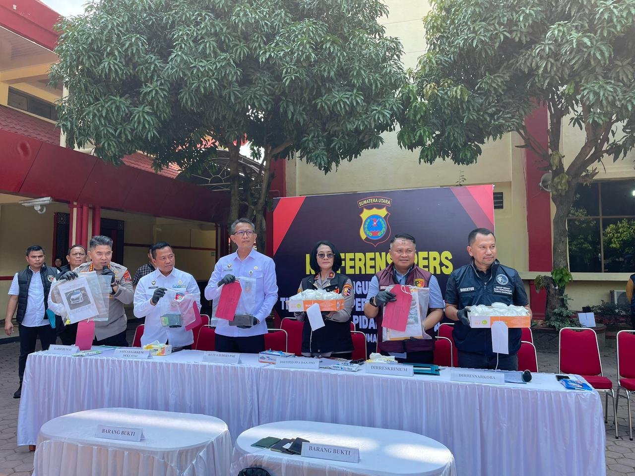 Gelar Konfrensi Pers Di Polda Sumut Bareskrim Polri Ungkap 130 Kasus TPPO Komitmen Lindungi PMI
