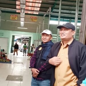 Wakil Bupati Dairi Minta Kebersihan Parit Pasar Sumbul Segera Dibenahi