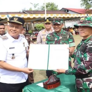 TMMD ke-124 Resmi Ditutup, Bupati Dairi Apresiasi TNI atas Sinergi dalam Pembangunan