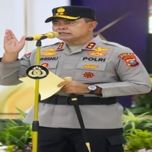 Para Pejabat Utama dan Kapolres Polda Sumut Disertijab, Kapolda Tekankan Loyalitas