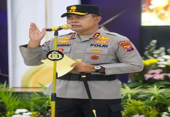 Para Pejabat Utama dan Kapolres Polda Sumut Disertijab, Kapolda Tekankan Loyalitas