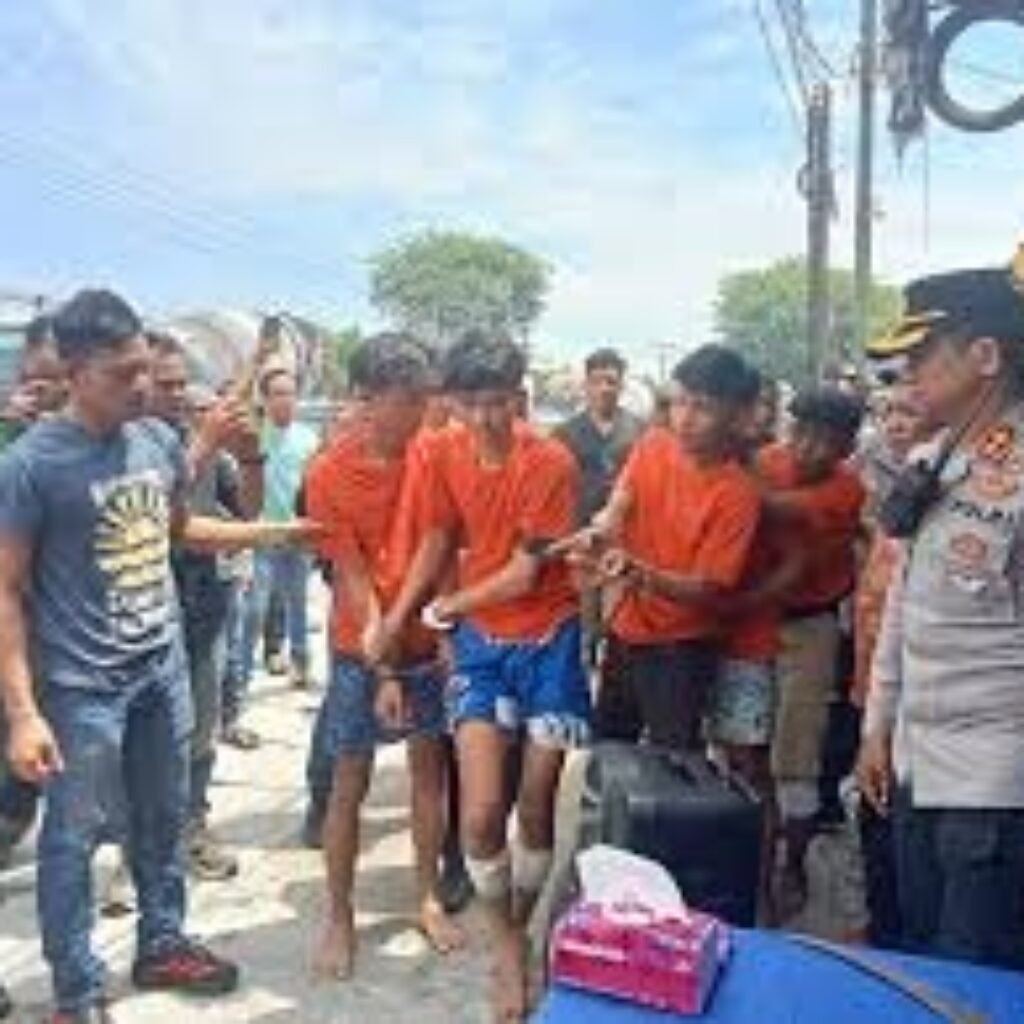 Komplotan Begal Sadis Dibekuk, 2 Dari 5 Tersangka Ditembak Kakinya