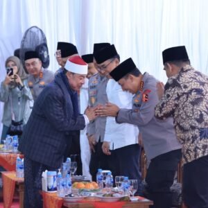 Hadiri Haul Pesantren, Kapolri Sebut Ulama Dan Polri Saling Melengkapi