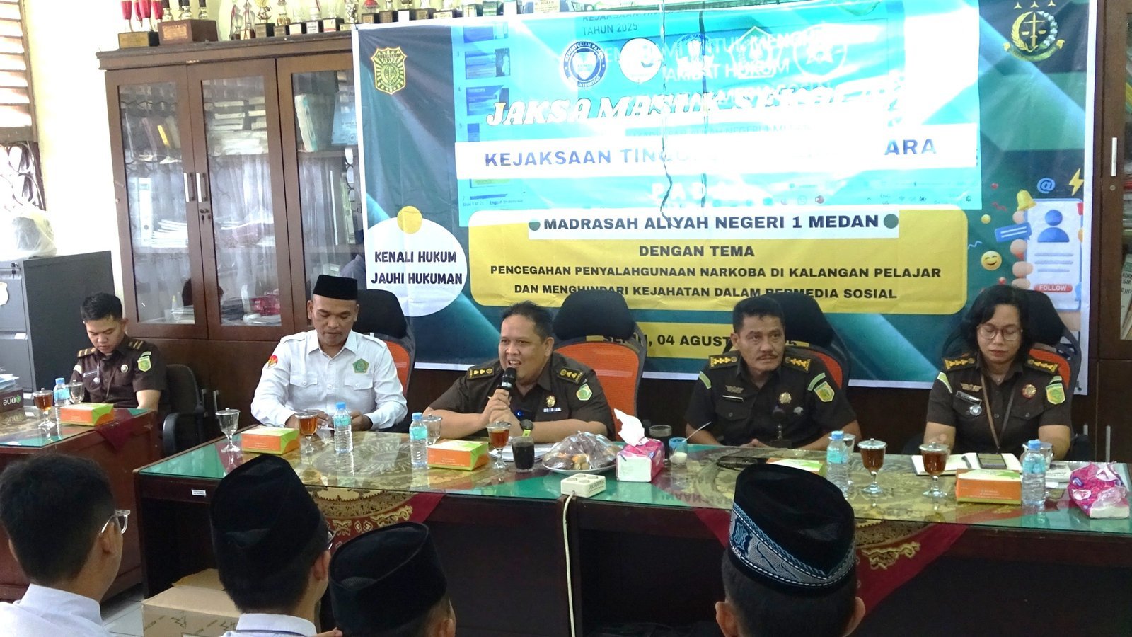 Kejati Sumut Gelar Penyuluhan Hukum di MAN 1 Medan, Tekankan Bahaya Narkoba dan Etika Bermedsos