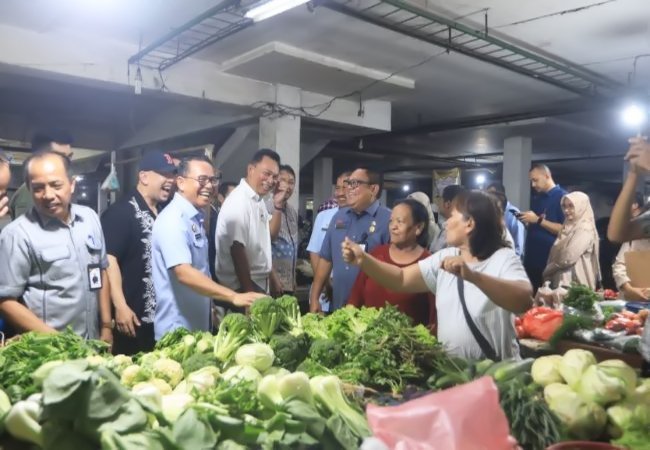 Wakil Wali Kota Medan Tinjau Pasar Petisah dan Pusat Pasar, Pastikan Harga Pangan Terkendali