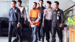 Dugaan Skema Fee Kuota Haji Terungkap, KPK Tahan Stafsus Eks Menag