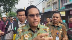 Rico Waas Cek Jalan dan Drainase di Helvetia, Warga: Semoga Tak Banjir Lagi